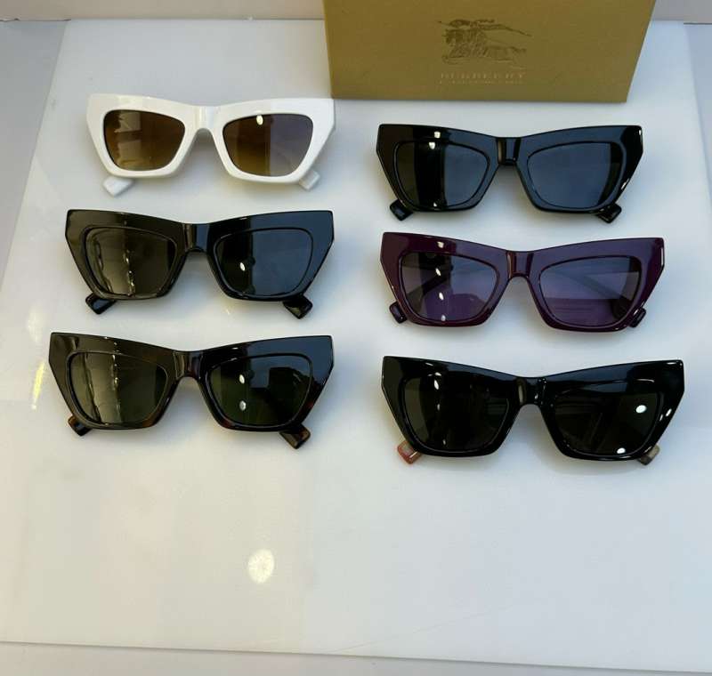 Picture of Burberry Sunglasses _SKUfw55532497fw